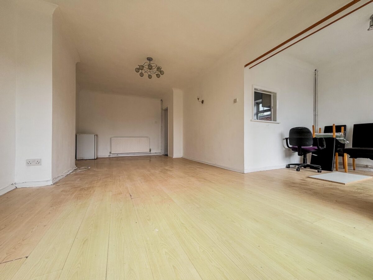 Refurbished 4 Bedroom House To Let - HP13