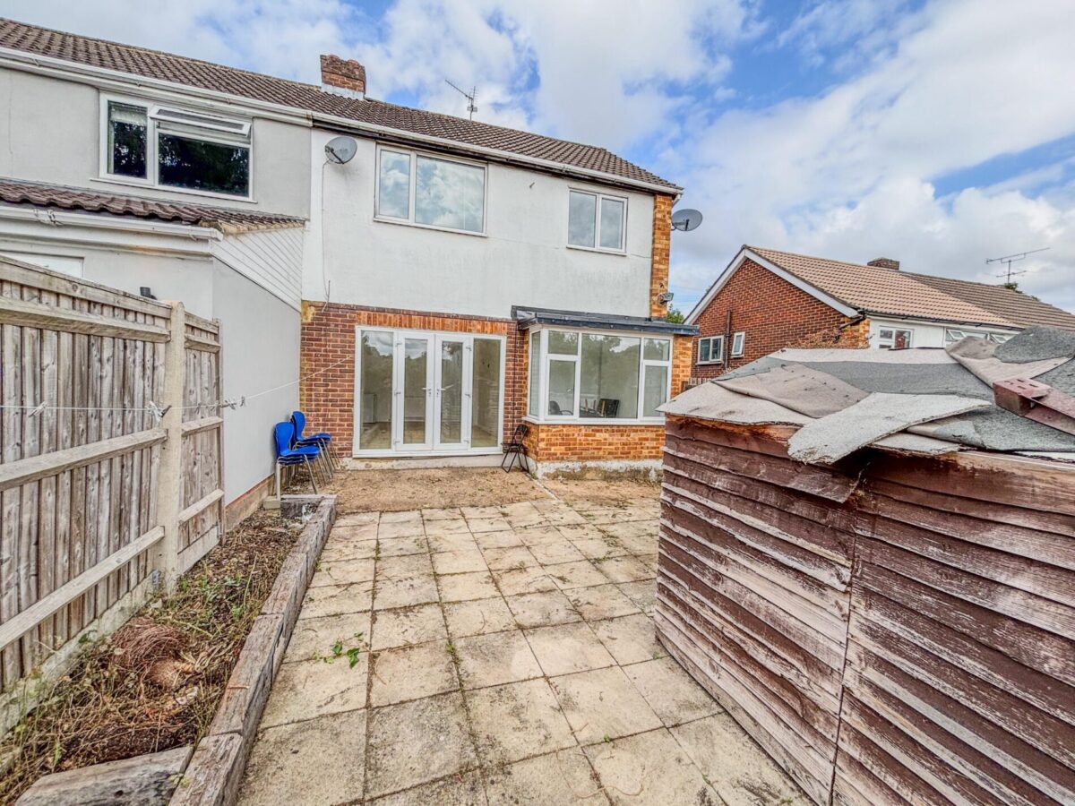 Refurbished 4 Bedroom House To Let - HP13