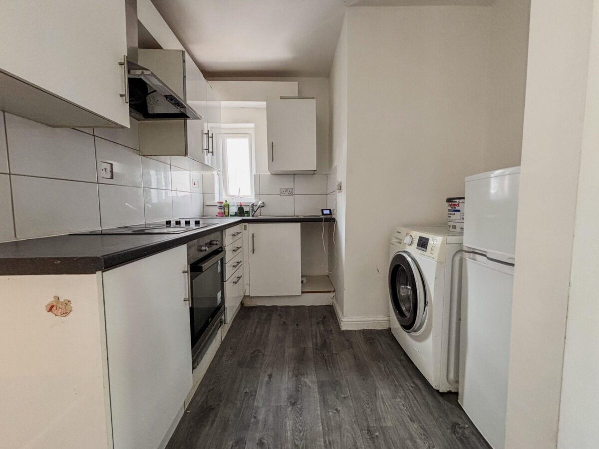 3 Bedroom Flat To Let - High Wycombe