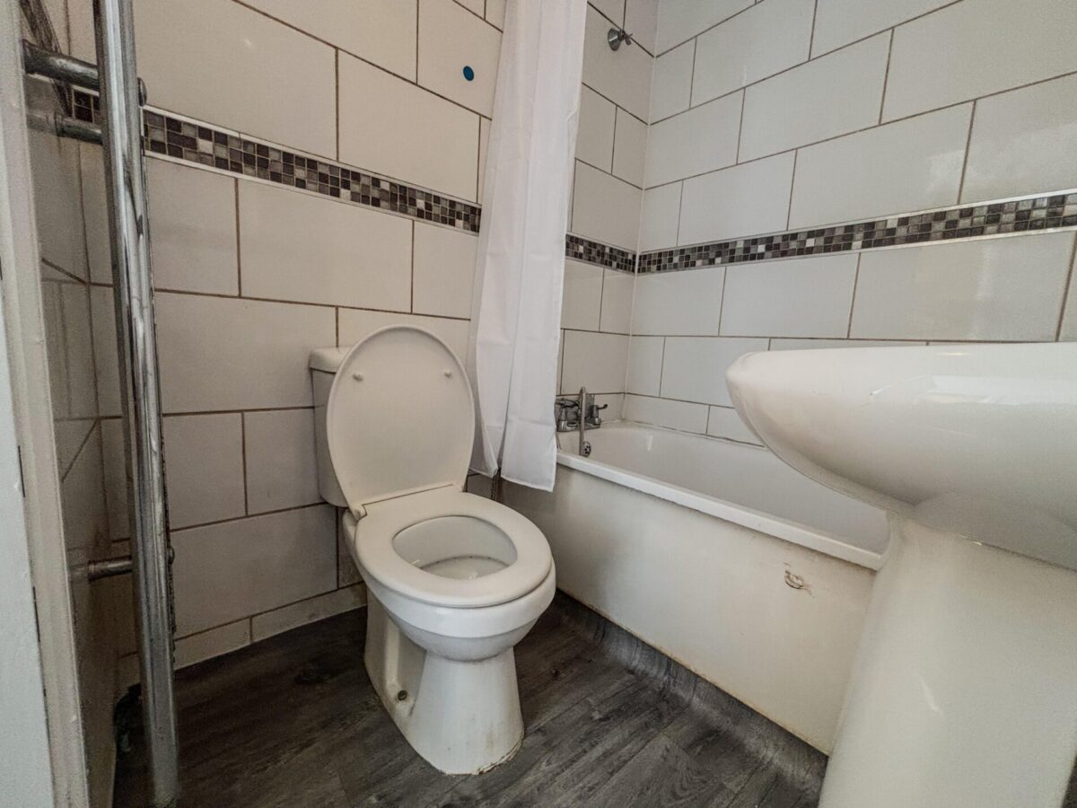 3 Bedroom Flat To Let - High Wycombe