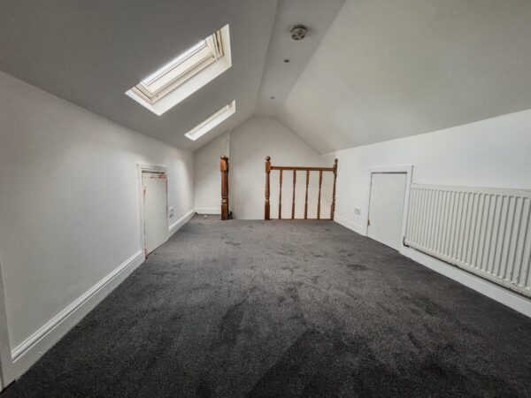 3 Bedroom Flat To Let - High Wycombe