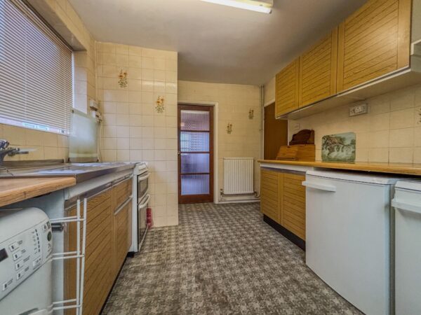 3/4 Bedroom House To Let - HP12
