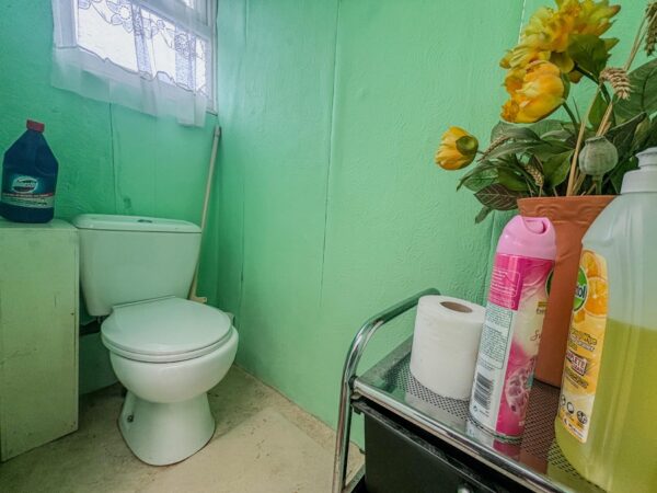 3/4 Bedroom House To Let - HP12