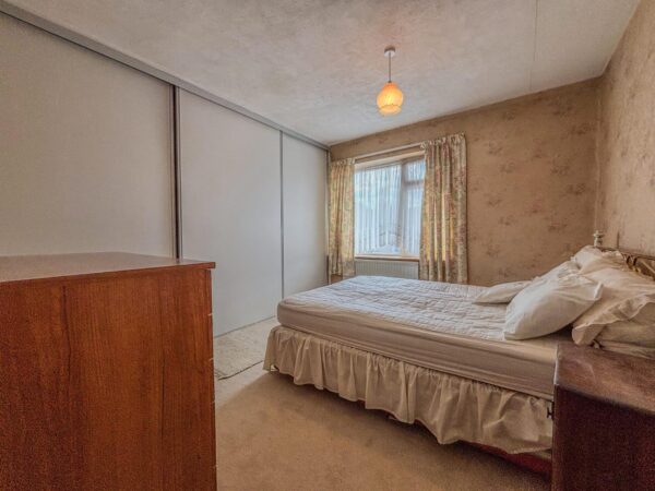 3/4 Bedroom House To Let - HP12