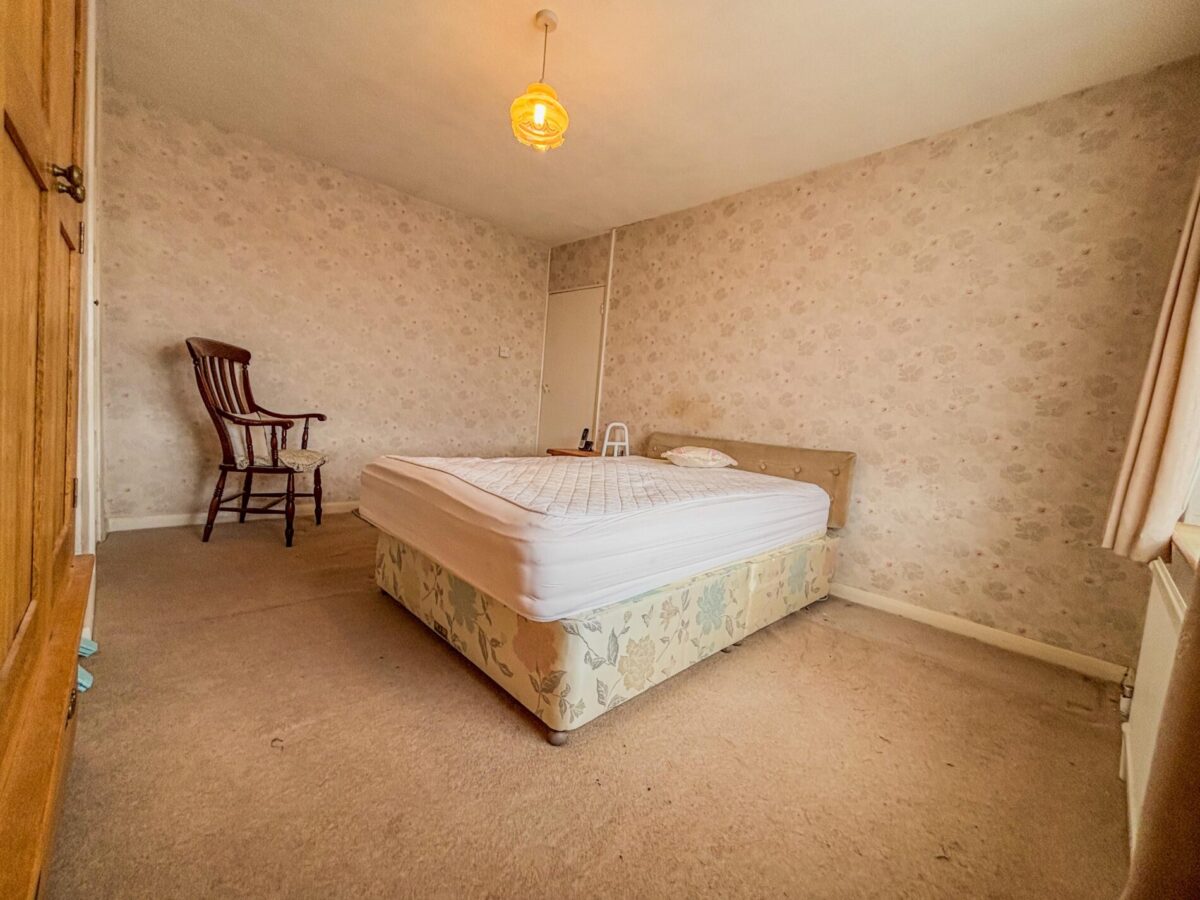 3/4 Bedroom House To Let - HP12