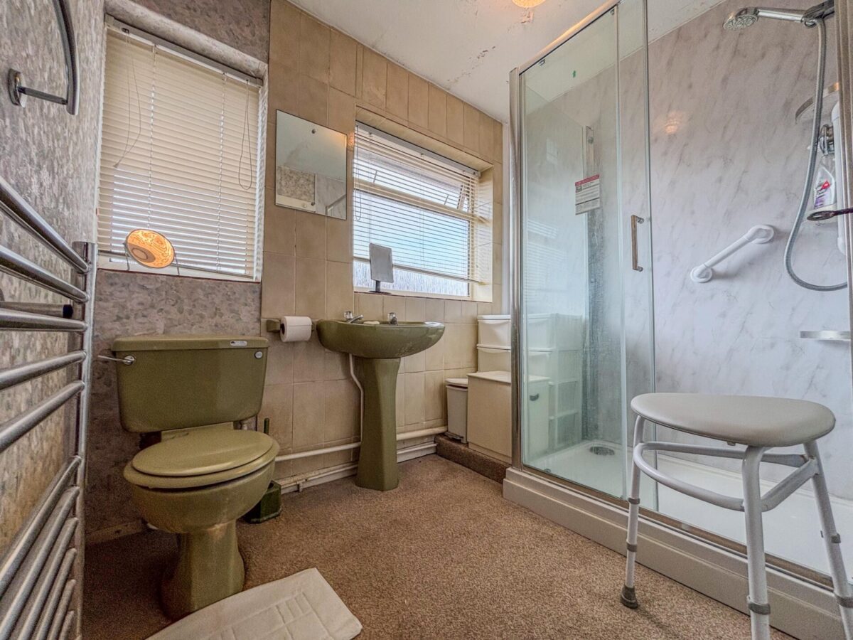 3/4 Bedroom House To Let - HP12