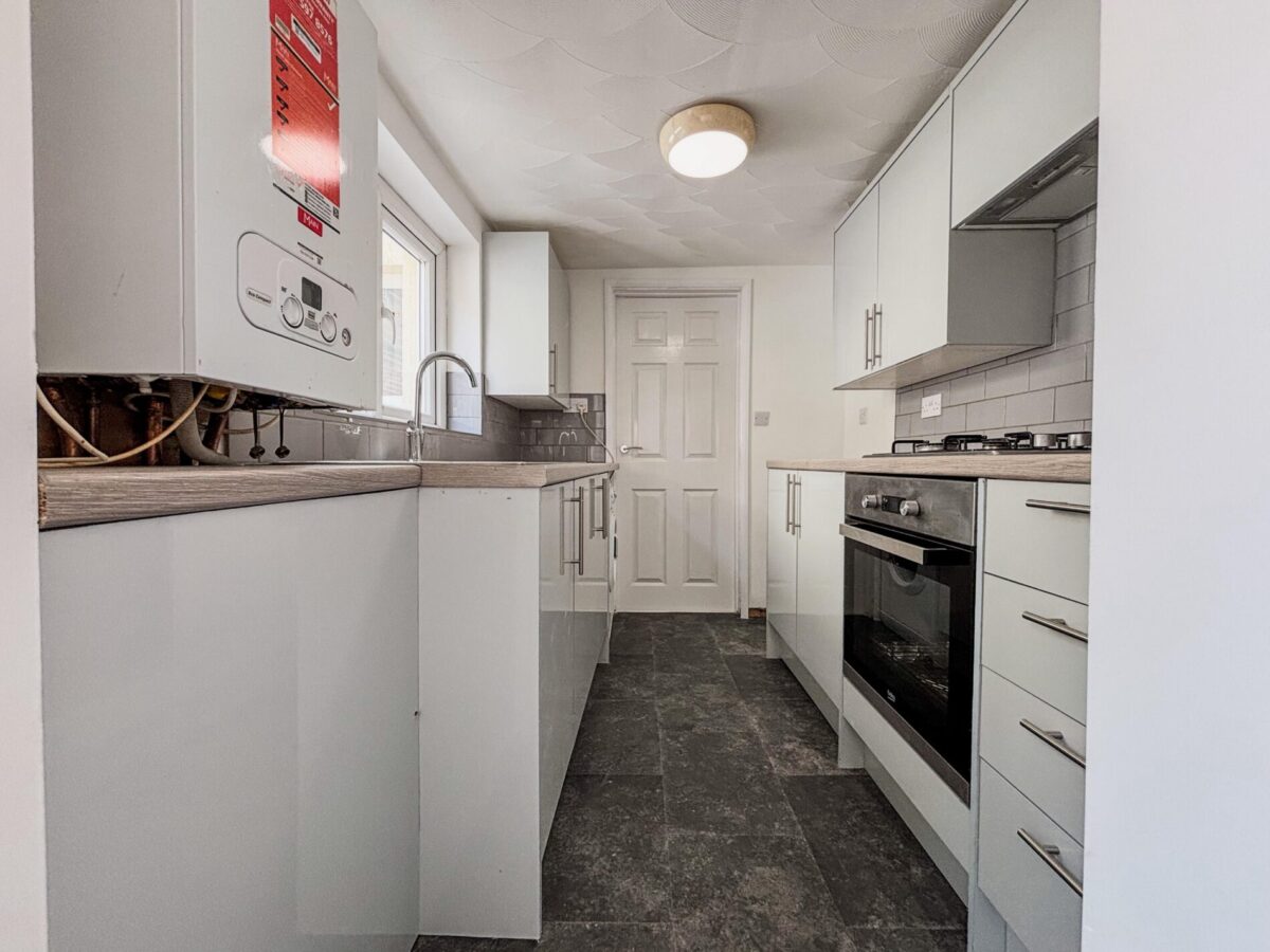 3 Bedroom House To Let - HP11