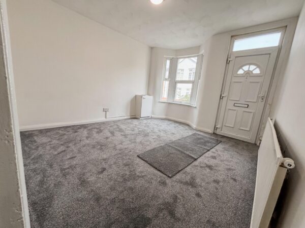 3 Bedroom House To Let - HP11
