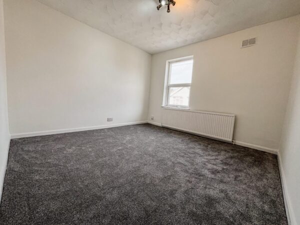 3 Bedroom House To Let - HP11