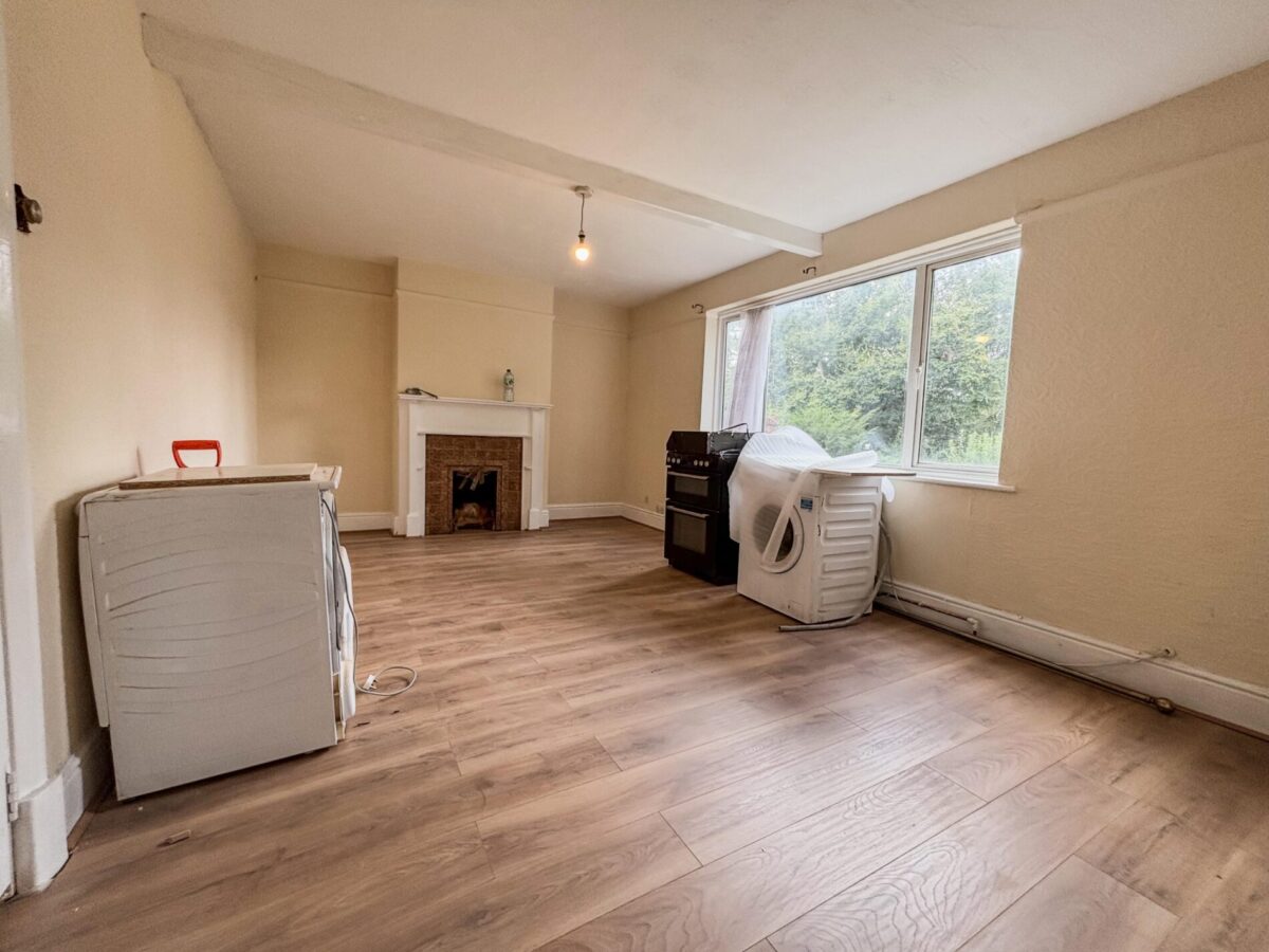 4 Bedroom House To Let - HP13