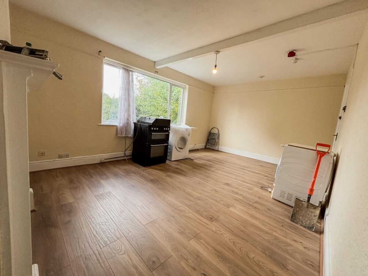 4 Bedroom House To Let - HP13