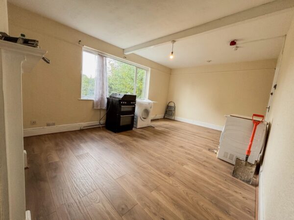 4 Bedroom House To Let - HP13