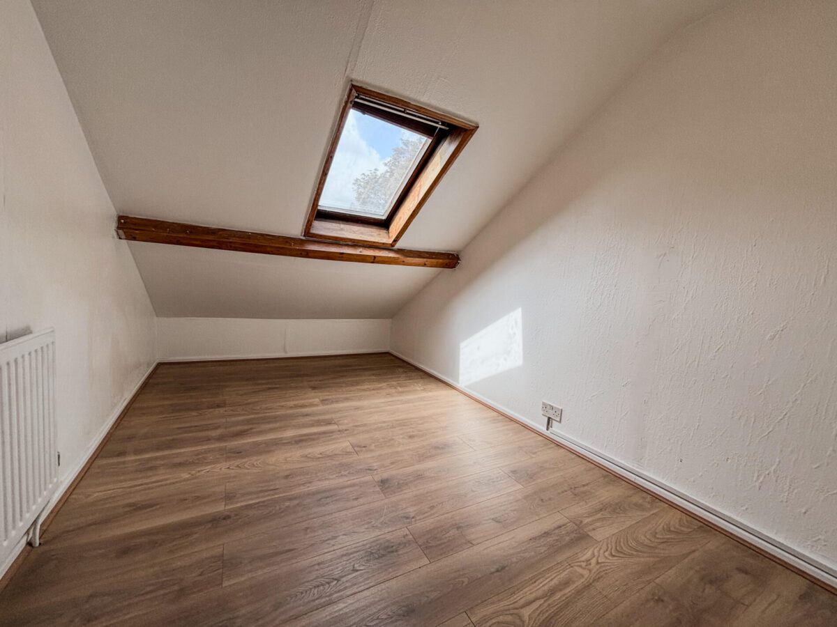 4 Bedroom House To Let - HP13