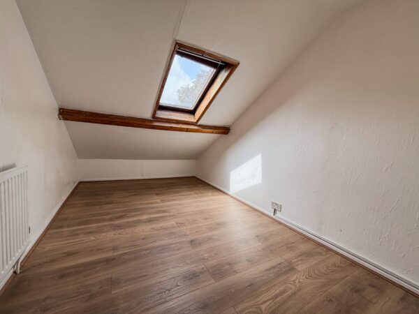 4 Bedroom House To Let - HP13