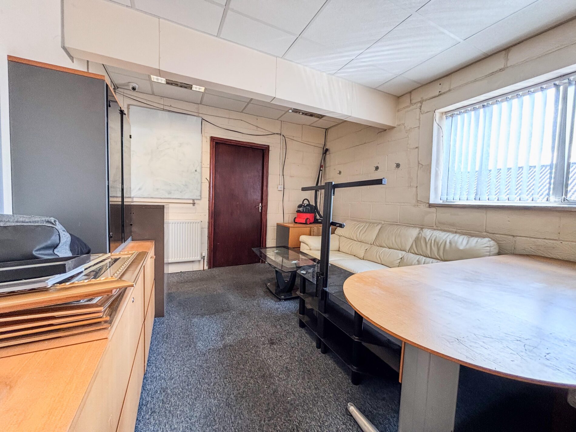 Commercial Offices To Let - HP12