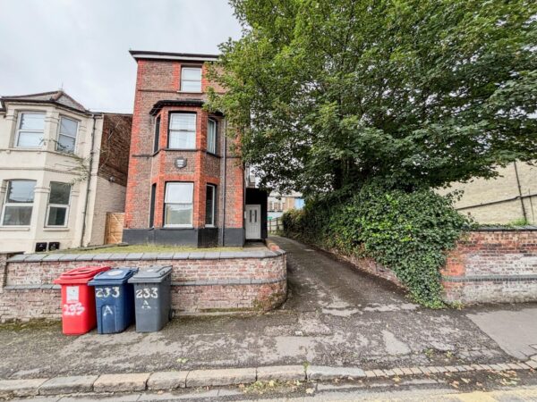 En-Suite Double Room To Let - High Wycombe