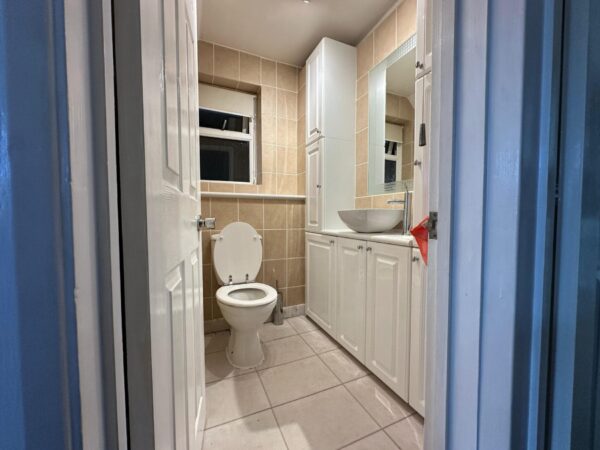 Furnished 4 Bedroom House To Let - HP19