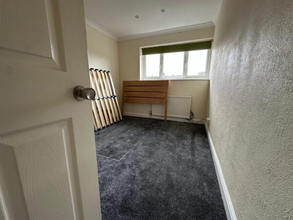 Furnished 4 Bedroom House To Let - HP19