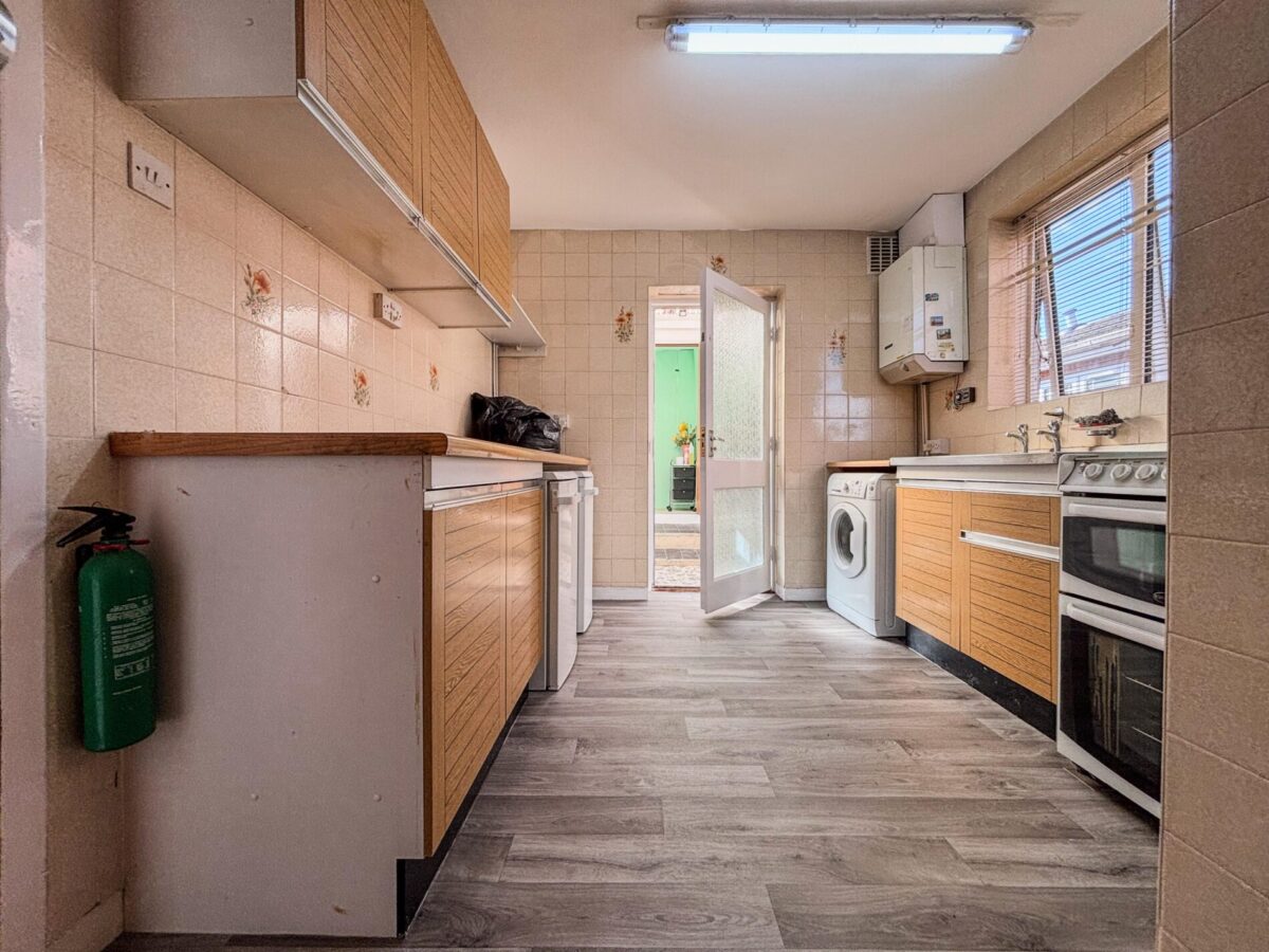 3/4 Bedroom House To Let - HP12