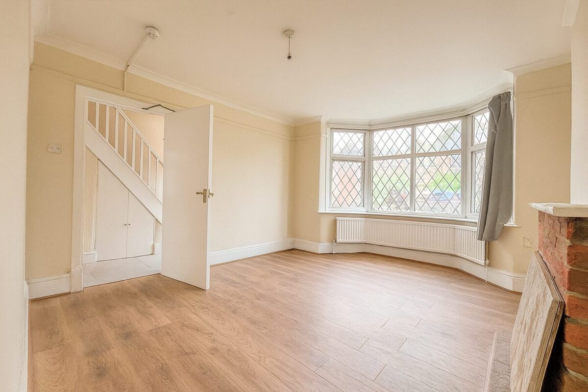 5 Bedroom House To Let - HP13