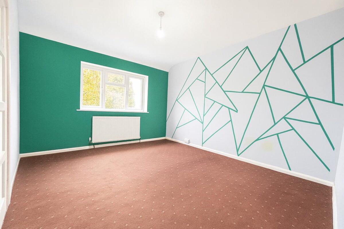 2 Bedroom Flat To Let - HP12
