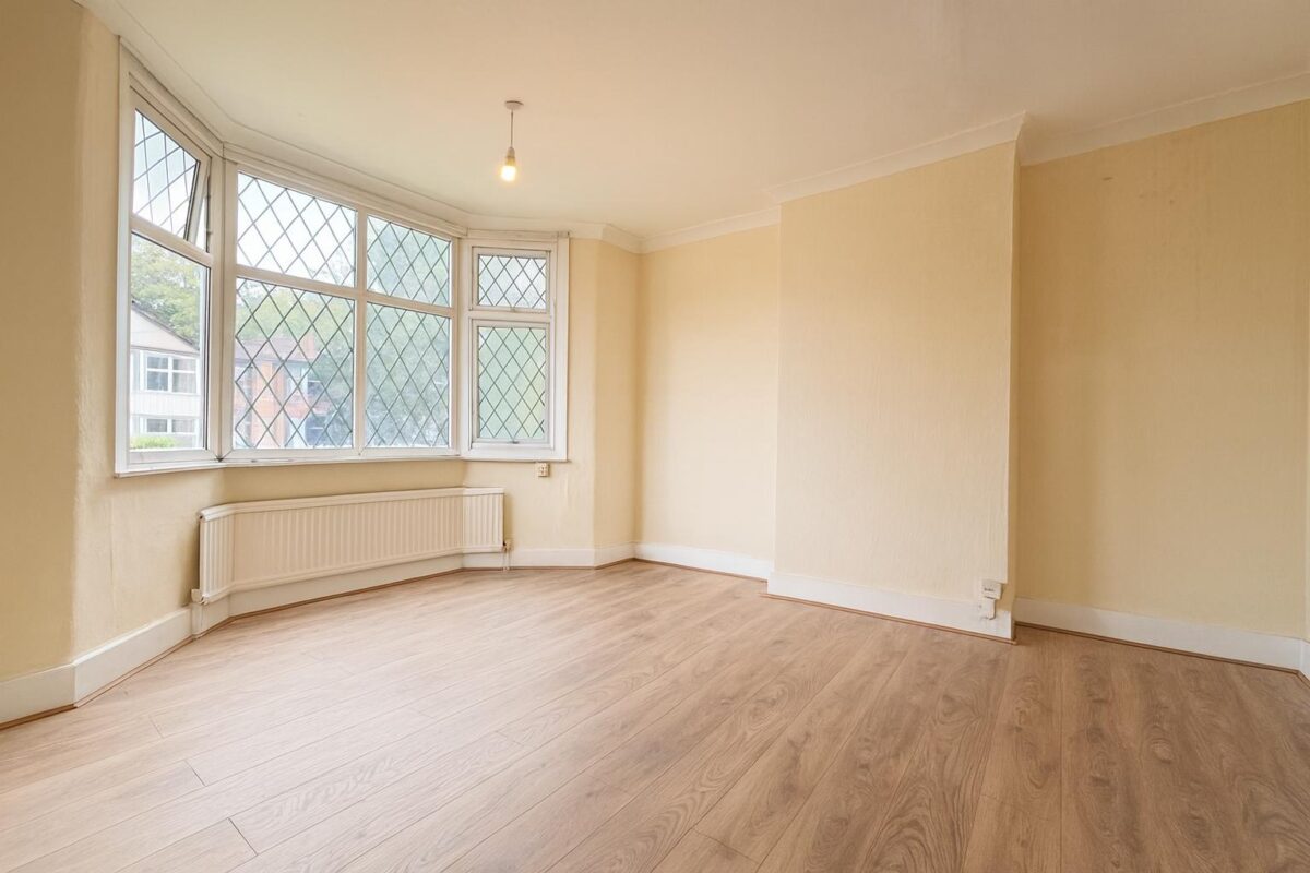 5 Bedroom House To Let - HP13