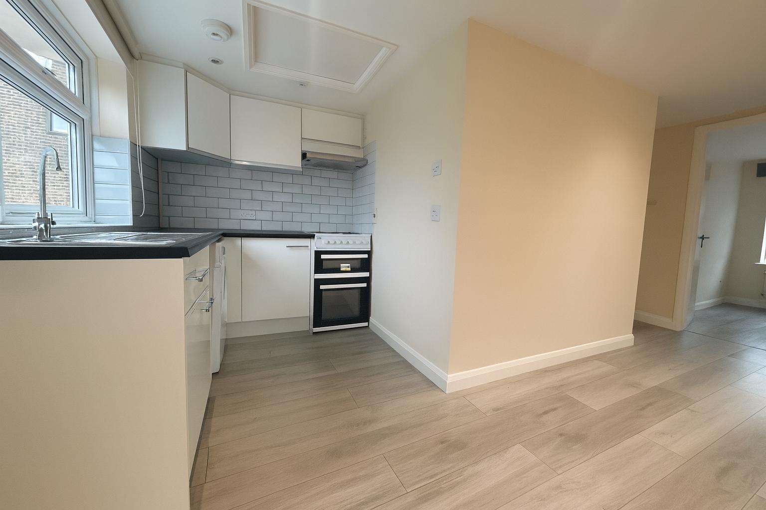 1 Bedroom Flat To Let - HP12