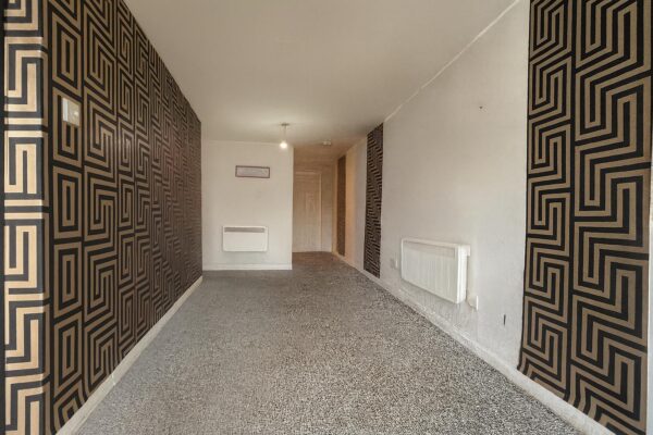1 Bedroom Flat To Let - HP12