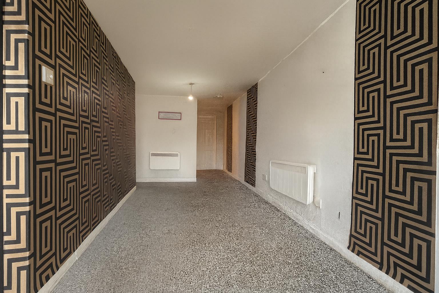 1 Bedroom Flat To Let - HP12