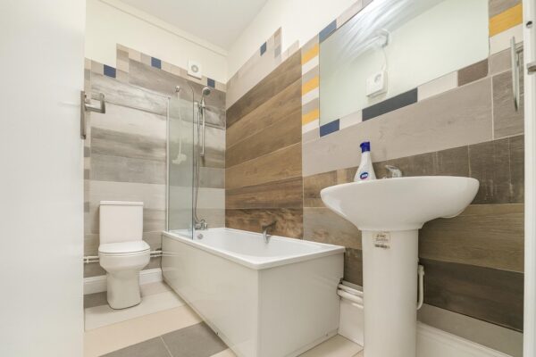 En-Suite Double Room To Let - High Wycombe