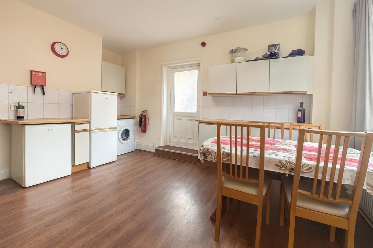 En-Suite Double Room To Let - High Wycombe