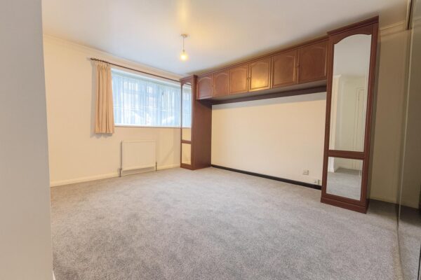 3/4 Bedroom House To Let - HP12