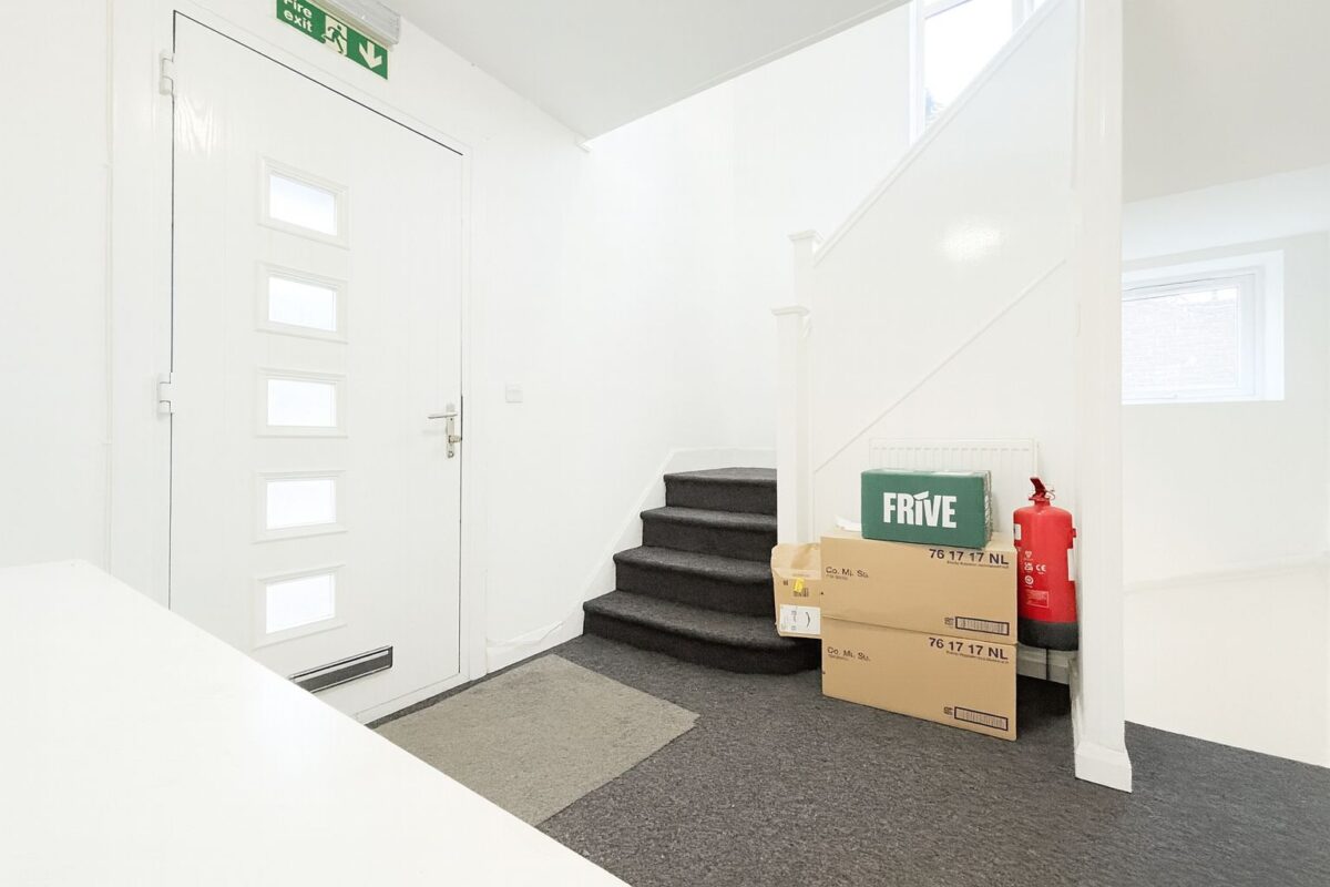 Double Room To Let - HP12