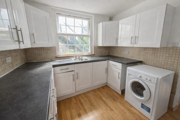 1/2 Bedroom Flat To Let - High Wycombe