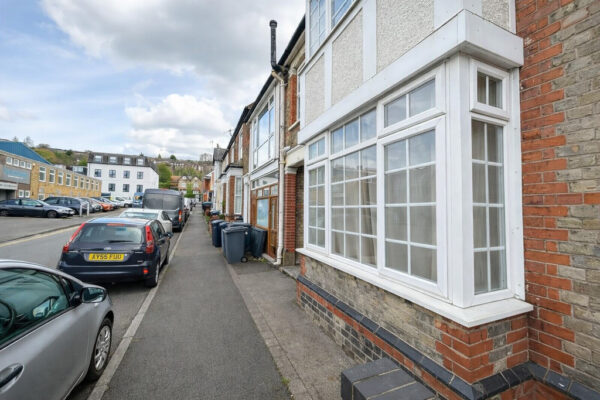 1/2 Bedroom Flat To Let - High Wycombe
