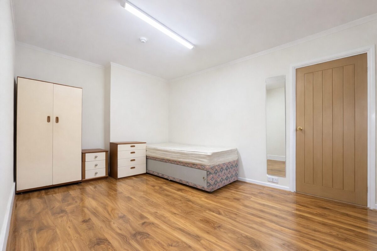 En-Suite Room To Let - HP11
