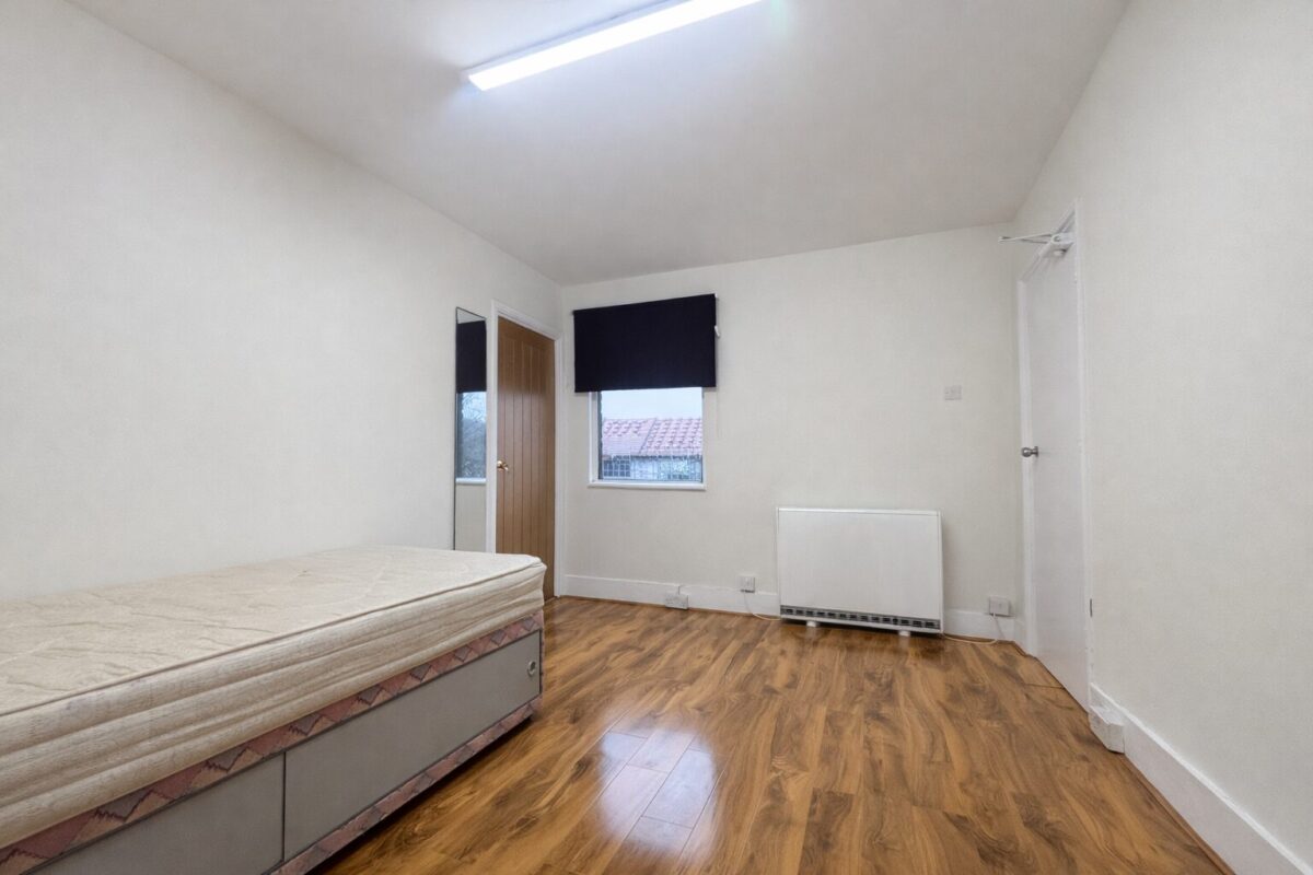 En-Suite Room To Let - HP11