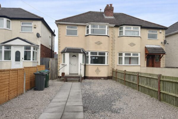 3 Bedroom House To Let - B69
