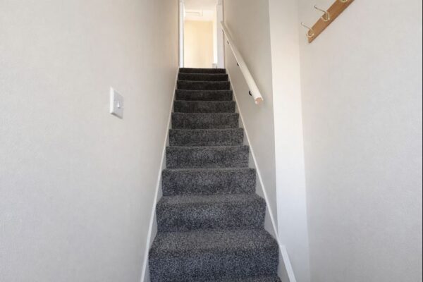 2 Bedroom Flat To Let - HP11