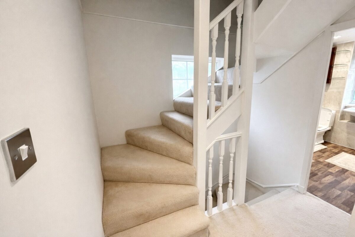 4 Bedroom House To Let - HP13