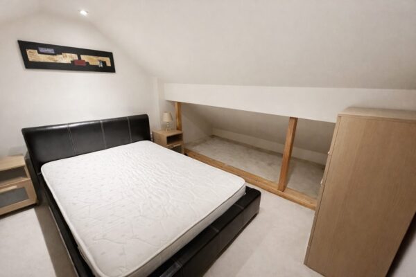 4 Bedroom House To Let - HP13