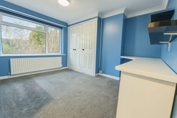 4 Bedroom House To Let - HP12