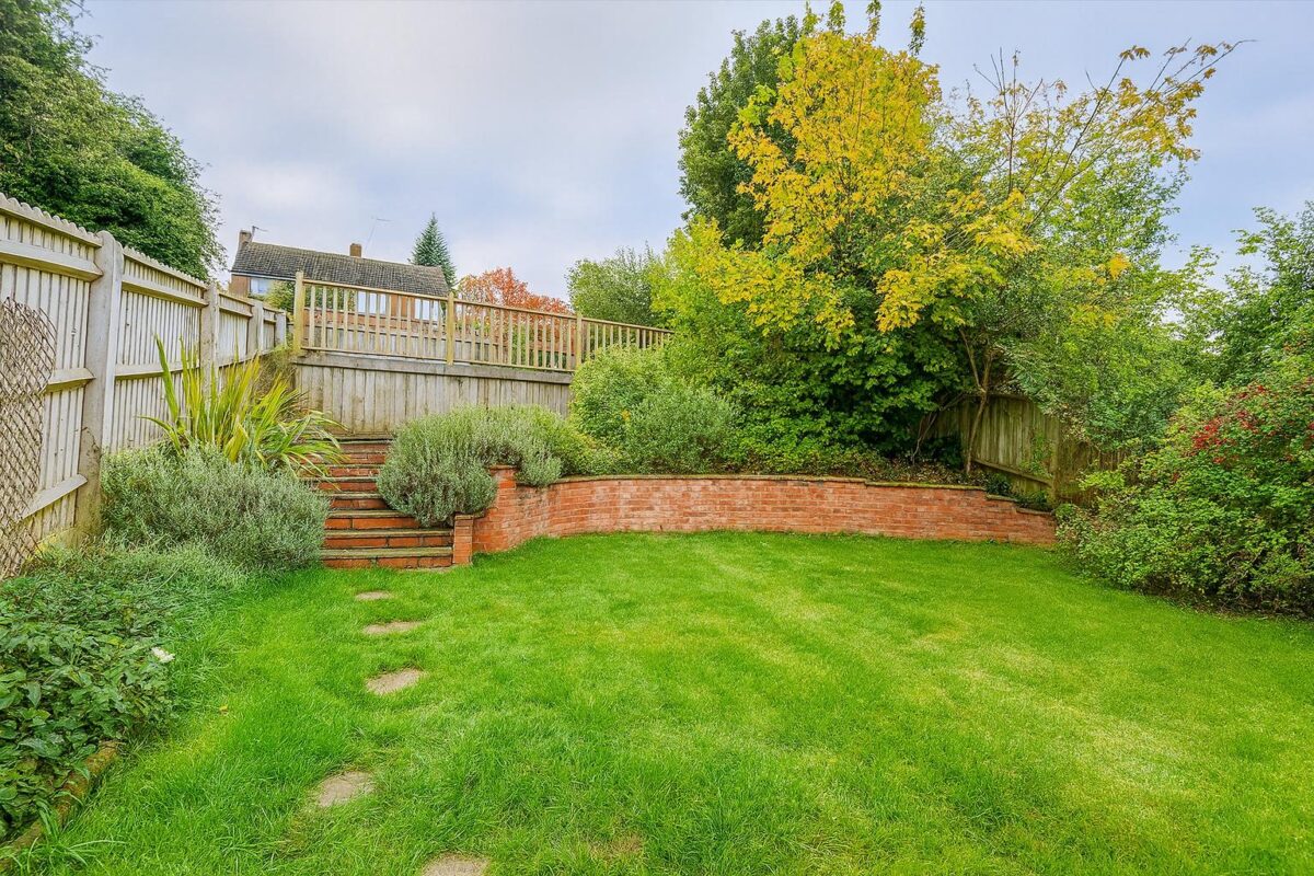 4 Bedroom House To Let - HP12