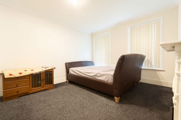 3 Bedroom House To Let - HP12