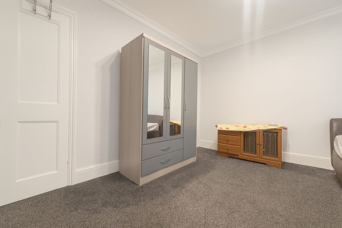 3 Bedroom House To Let - HP12