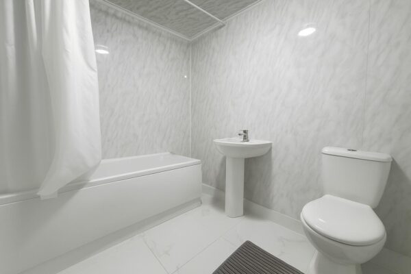 2 Bedroom Flat To Let - HP12