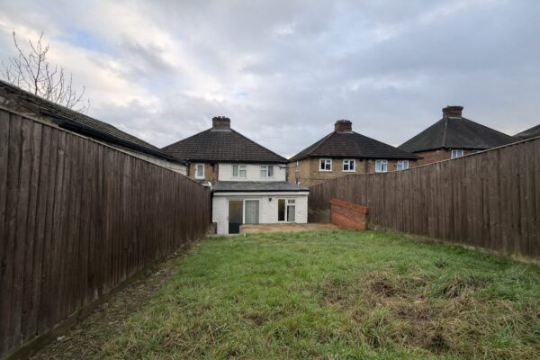 4 Bedroom House To Let - HP11