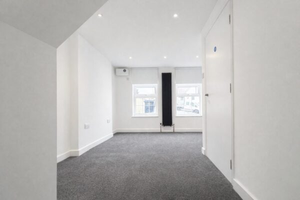 1 Bedroom Flat To Let - HP12