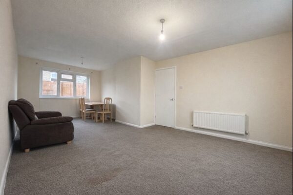 3 Bedroom House To Let - HP12