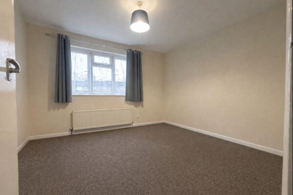3 Bedroom House To Let - HP12